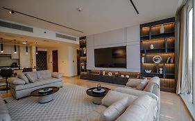 Luxury apartment city view Rafal Tower شقة فاخرة مطلة على المدينة برج رافال 2BR